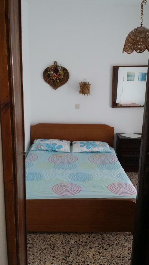 Grigorios Apartments Vrasná Zewnętrze zdjęcie