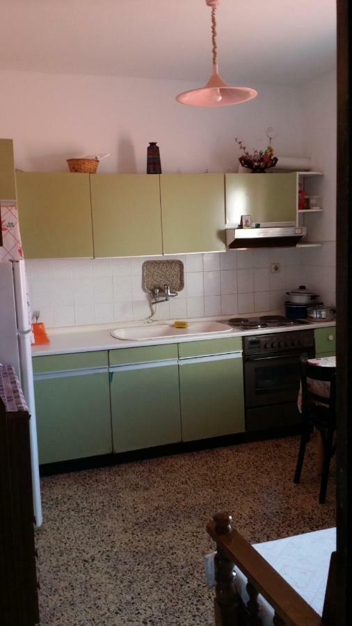 Grigorios Apartments Vrasná Zewnętrze zdjęcie