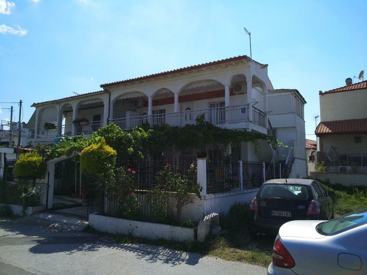 Grigorios Apartments Vrasná Zewnętrze zdjęcie